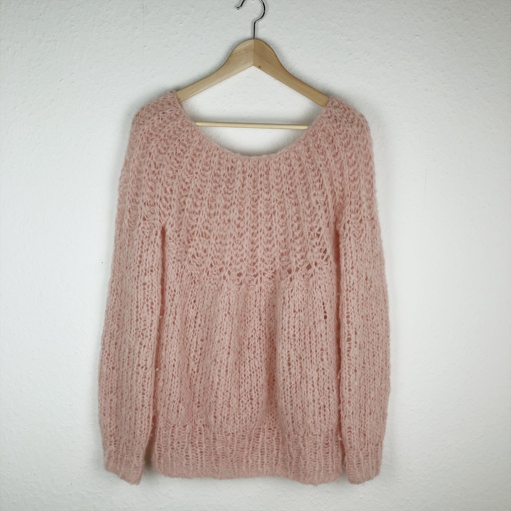 LOTILDA Sweater mit Passe im Patentmuster